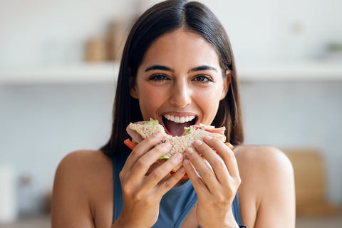 HORMONAS Y APETITO: ¿POR QUÉ TENGO HAMBRE TODO EL TIEMPO?
